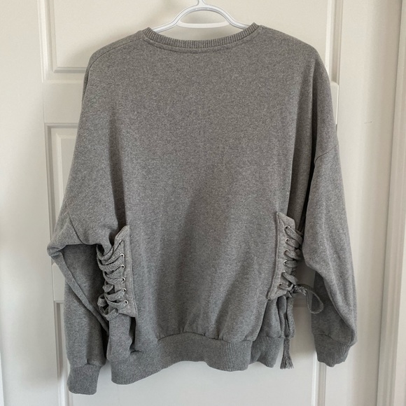 Sweater - Picture 2 of 4